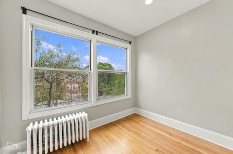 Tiny photo for 6342 N Magnolia Avenue #3N, Chicago, IL 60660 (MLS # 12763631)