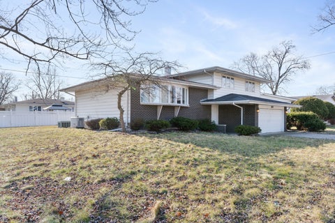 Tiny photo for 2859 190th Place, Lansing, IL 60438 (MLS # 12751832)