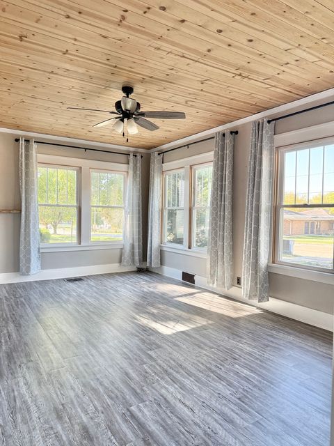 Tiny photo for 614 N Brinton Avenue, Dixon, IL 61021 (MLS # 12505738)