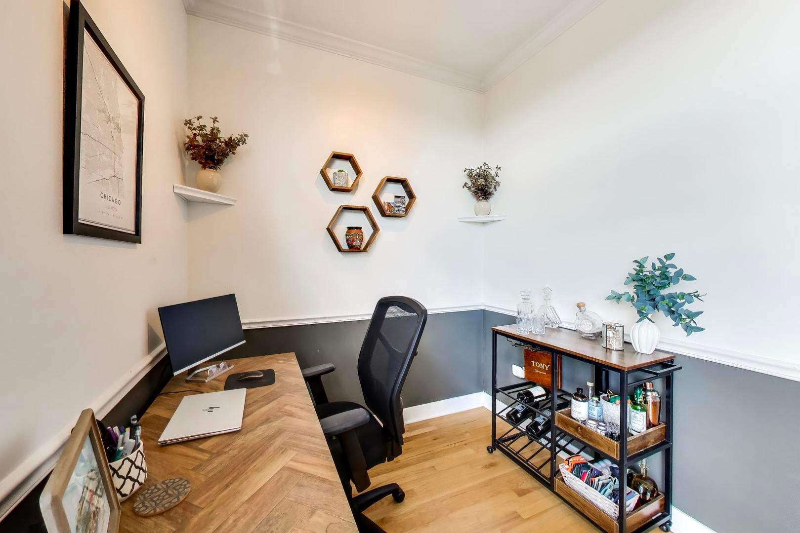 2342 W Bloomingdale Avenue 401
