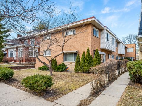 1414 W Sherwin Avenue B Chicago IL 60626