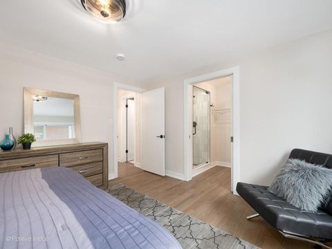 Tiny photo for 1414 W Sherwin Avenue #B, Chicago, IL 60626 (MLS # 12581051)