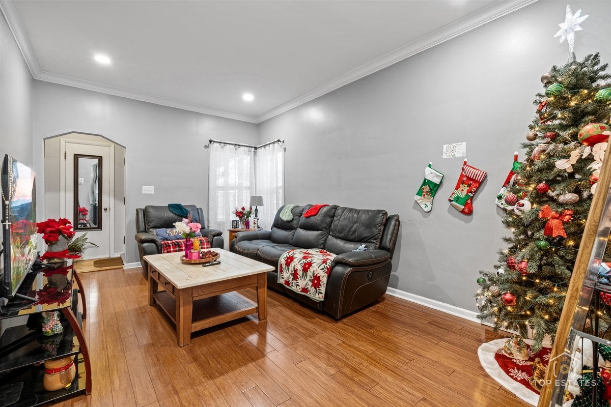 5404 S 72nd Court