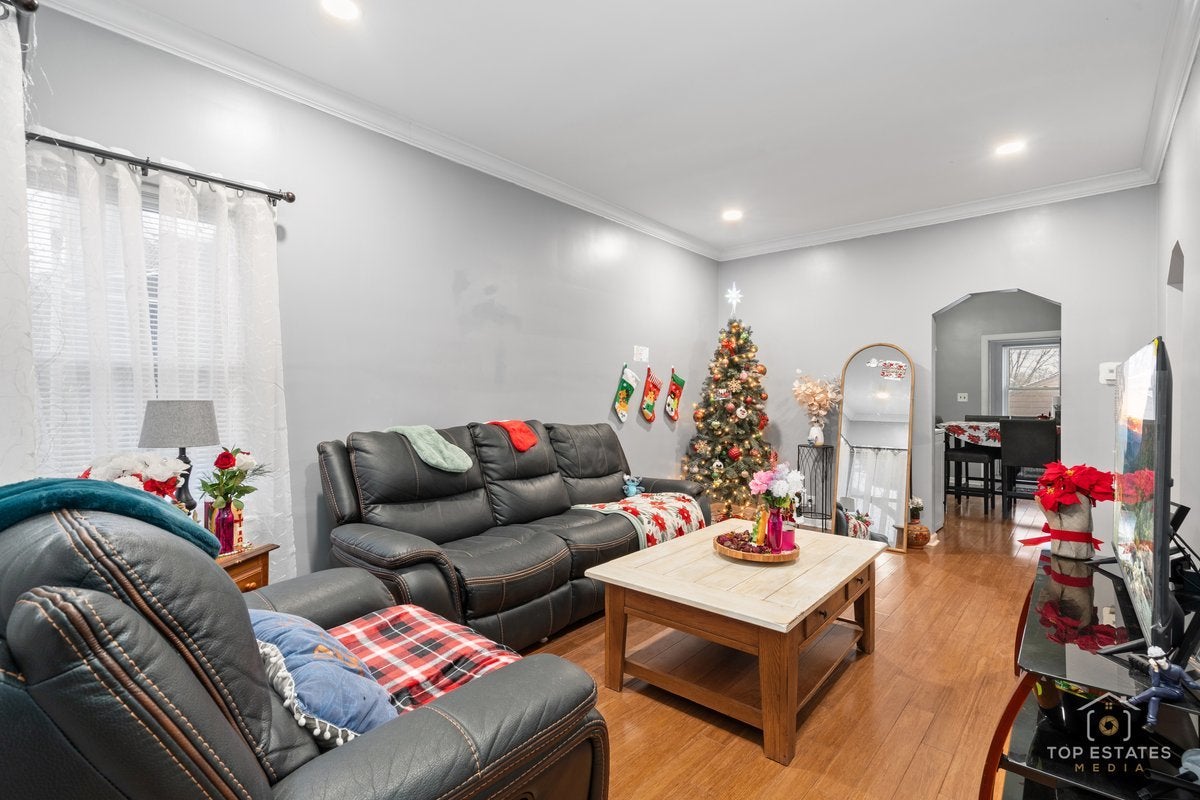 5404 S 72nd Court
