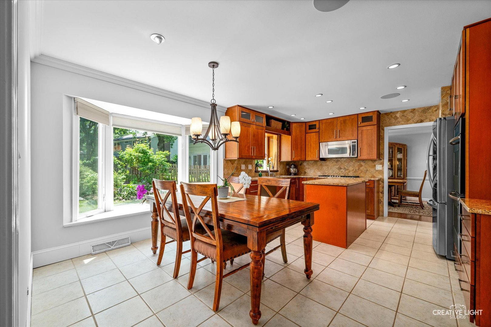 6382 Twin Oaks Lane