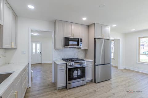 Tiny photo for 308 Wheeling Avenue, Wheeling, IL 60090 (MLS # 12709156)