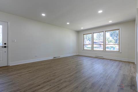 Tiny photo for 308 Wheeling Avenue, Wheeling, IL 60090 (MLS # 12709156)