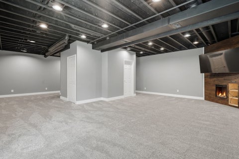 Tiny photo for 11 Oakley Drive, Leclaire, IA 52753 (MLS # 12700918)
