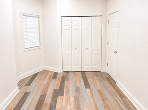 611 E 50th Place