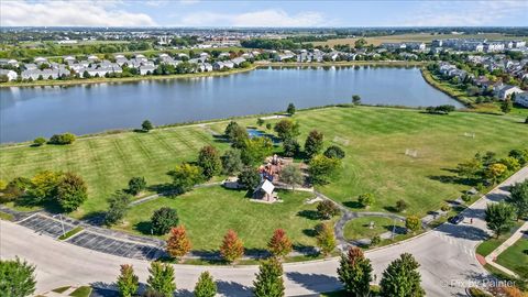 Tiny photo for 154 Chapin Way, Oswego, IL 60543 (MLS # 12478307)