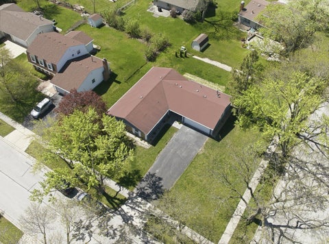 Tiny photo for 20 Emerson Drive, Schaumburg, IL 60194 (MLS # 12626544)