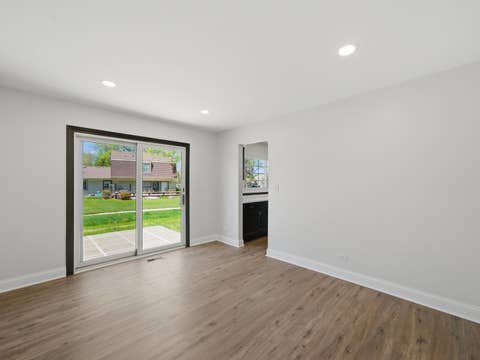 Tiny photo for 20 Emerson Drive, Schaumburg, IL 60194 (MLS # 12626544)