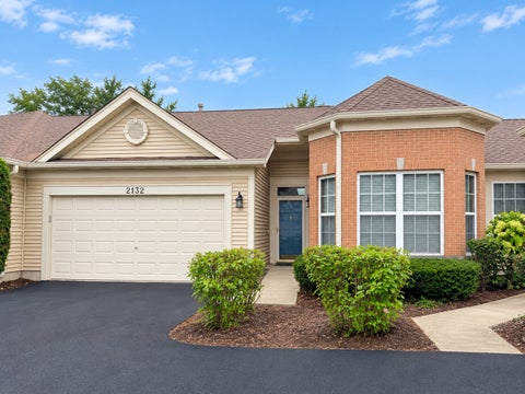 Photo of 2132 Carillon Drive, Grayslake, IL 60030 (MLS # 12770621)