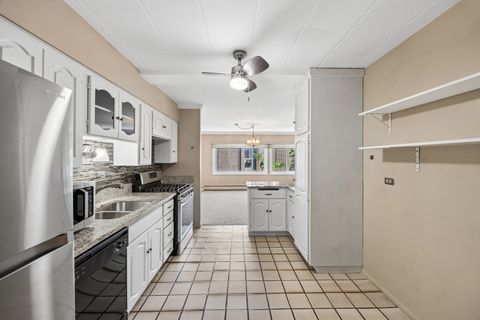 Tiny photo for 1139 Leavitt Avenue #305, Flossmoor, IL 60422 (MLS # 12700351)