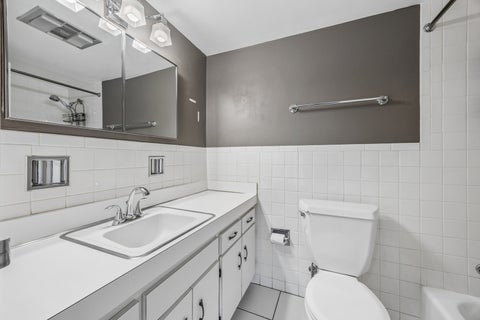 Tiny photo for 1139 Leavitt Avenue #305, Flossmoor, IL 60422 (MLS # 12700351)