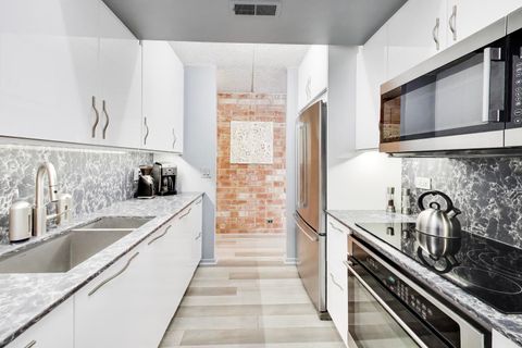 Tiny photo for 2024 Saint Johns Avenue #301, Highland Park, IL 60035 (MLS # 12623041)