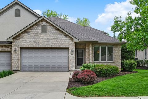 740 FAIRMONT Court Westmont IL 60559