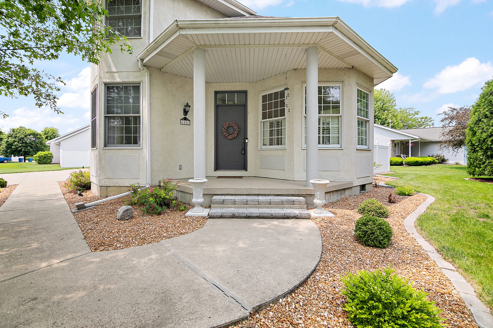1551 CARVER Circle