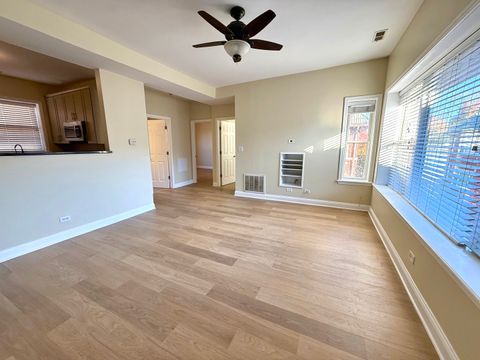 Tiny photo for 4652 N Saint Louis Avenue #3E, Chicago, IL 60625 (MLS # 12541523)