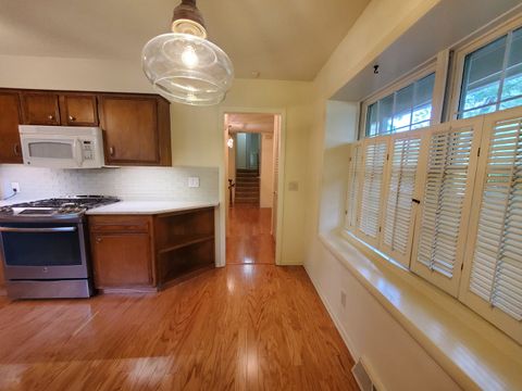 Tiny photo for 103 N Lark Lane, Carbondale, IL 62901 (MLS # 12629167)