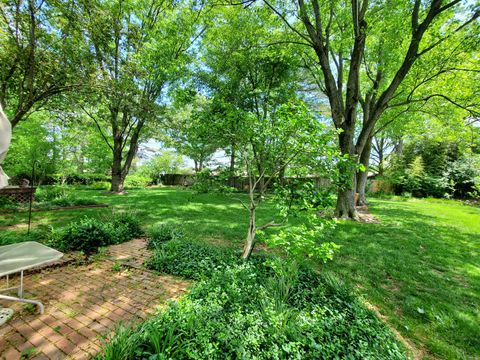 Tiny photo for 103 N Lark Lane, Carbondale, IL 62901 (MLS # 12629167)
