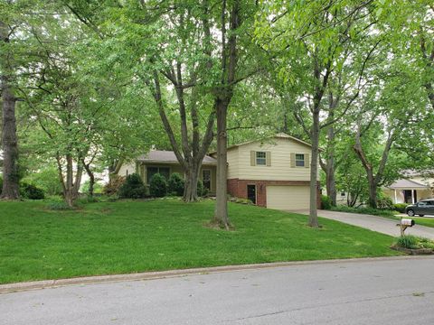 Photo of 103 N Lark Lane, Carbondale, IL 62901 (MLS # 12629167)