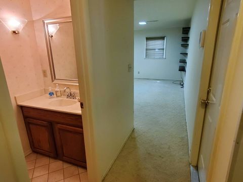 Tiny photo for 103 N Lark Lane, Carbondale, IL 62901 (MLS # 12629167)