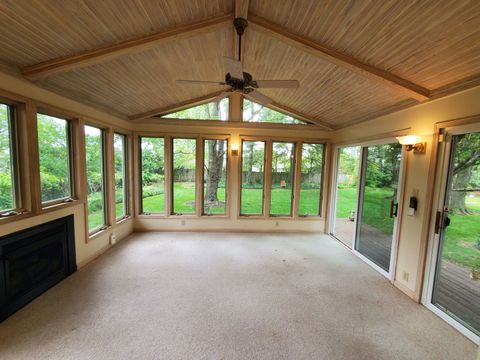 Tiny photo for 103 N Lark Lane, Carbondale, IL 62901 (MLS # 12629167)