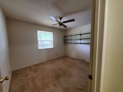 Tiny photo for 103 N Lark Lane, Carbondale, IL 62901 (MLS # 12629167)