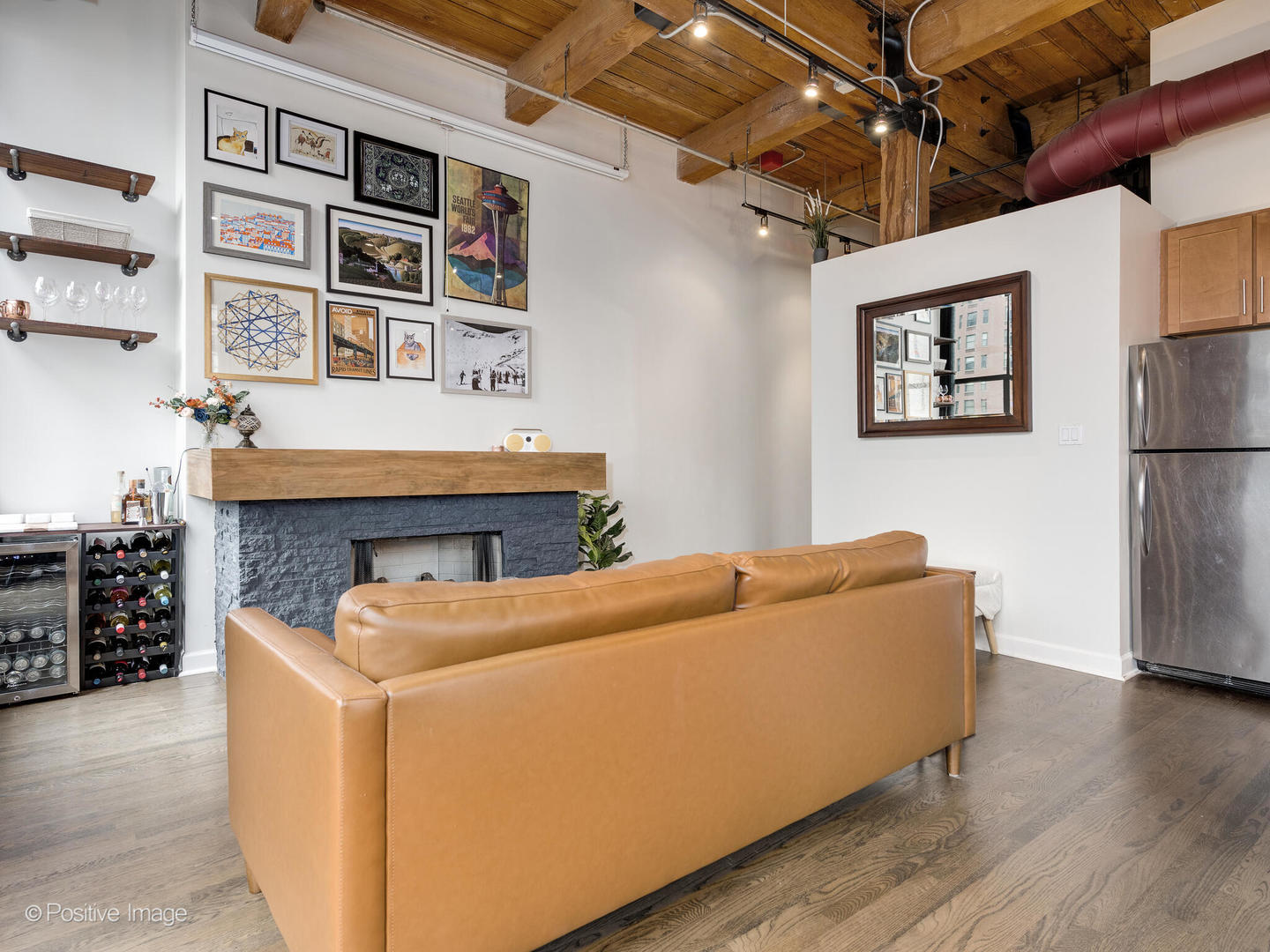 300 W Grand Avenue 403