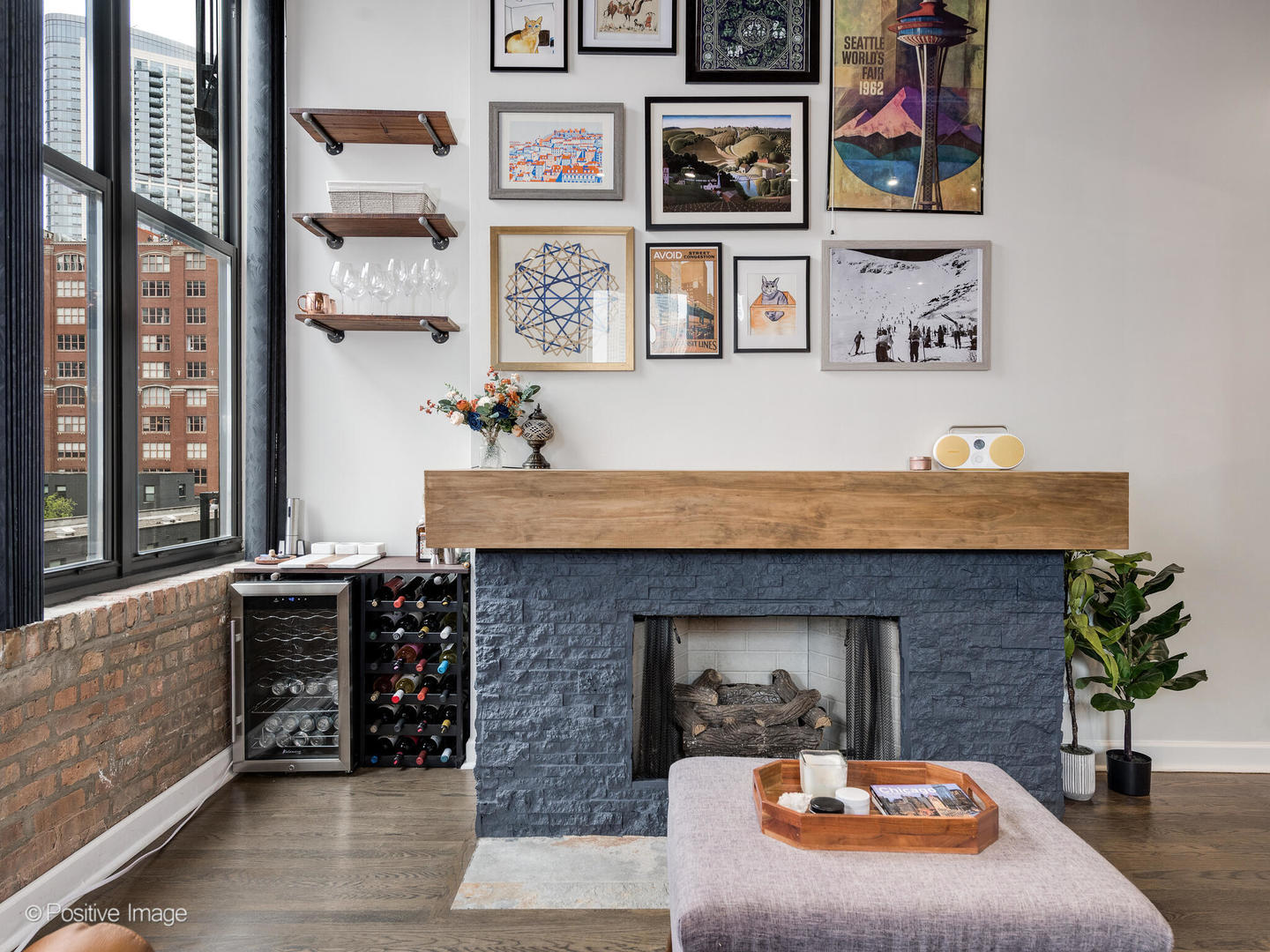 300 W Grand Avenue 403