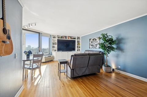 Tiny photo for 5320 N Sheridan Road #2502, Chicago, IL 60640 (MLS # 12570612)