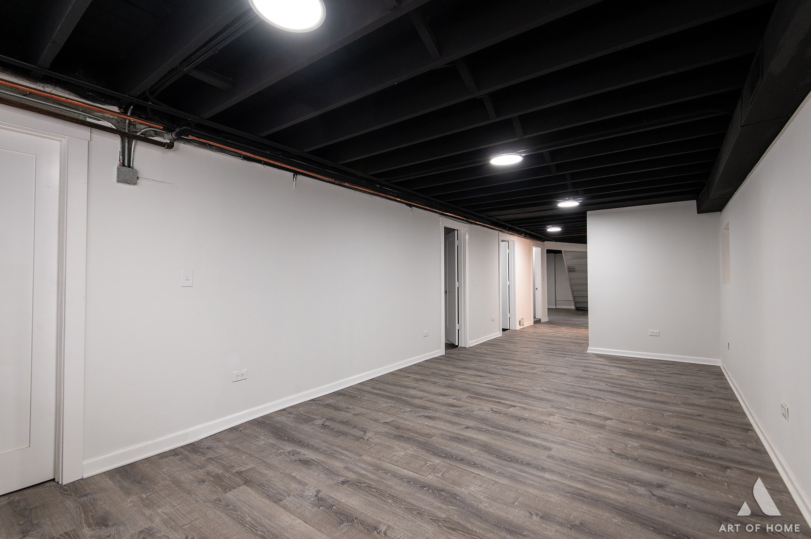 Berwyn, Illinois 60402, United States, 5 Bedrooms Bedrooms, ,3 BathroomsBathrooms,Residential,Active,241148