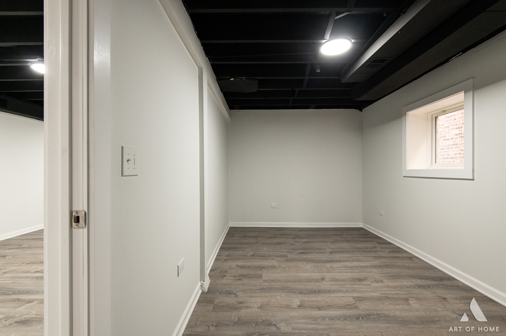 Berwyn, Illinois 60402, United States, 5 Bedrooms Bedrooms, ,3 BathroomsBathrooms,Residential,Active,241148