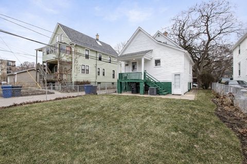 Tiny photo for 517 Elmwood Avenue, Evanston, IL 60202 (MLS # 12568351)