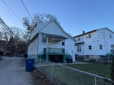 Tiny photo for 517 Elmwood Avenue, Evanston, IL 60202 (MLS # 12568351)