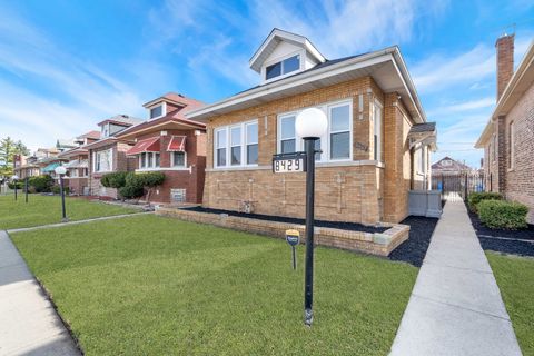 8429 S Ada Street Chicago IL 60620