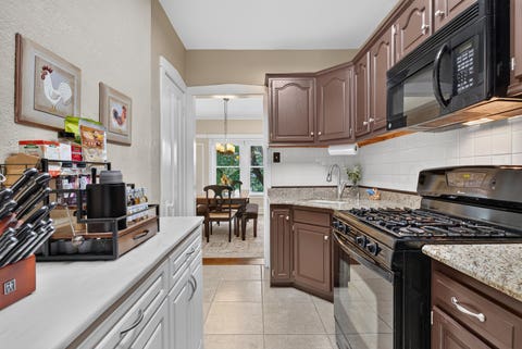 Tiny photo for 5515 N winthrop Avenue #2A, Chicago, IL 60640 (MLS # 12645539)