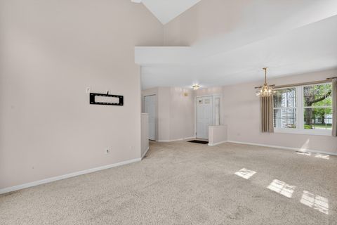 Tiny photo for 138 Concord Lane, Carol Stream, IL 60188 (MLS # 12617474)