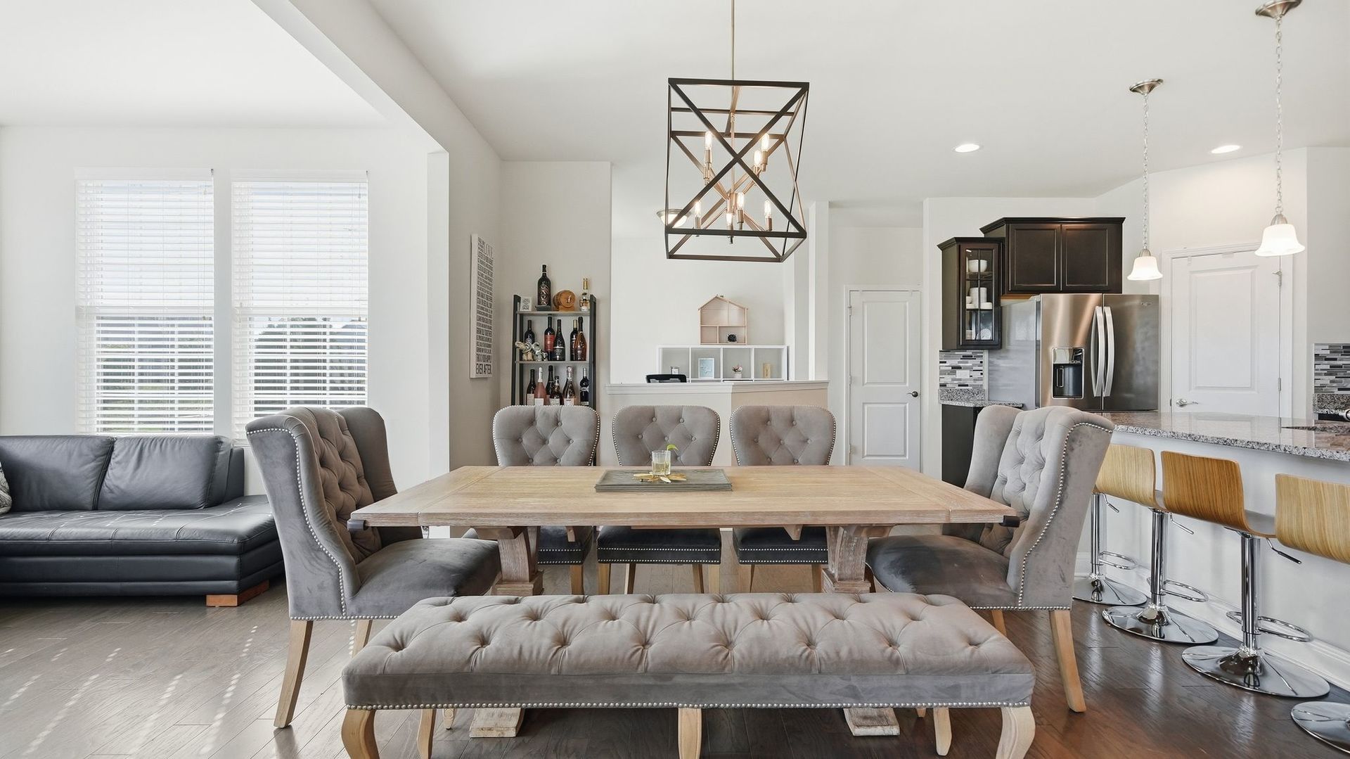 5 Palisades Boulevard
