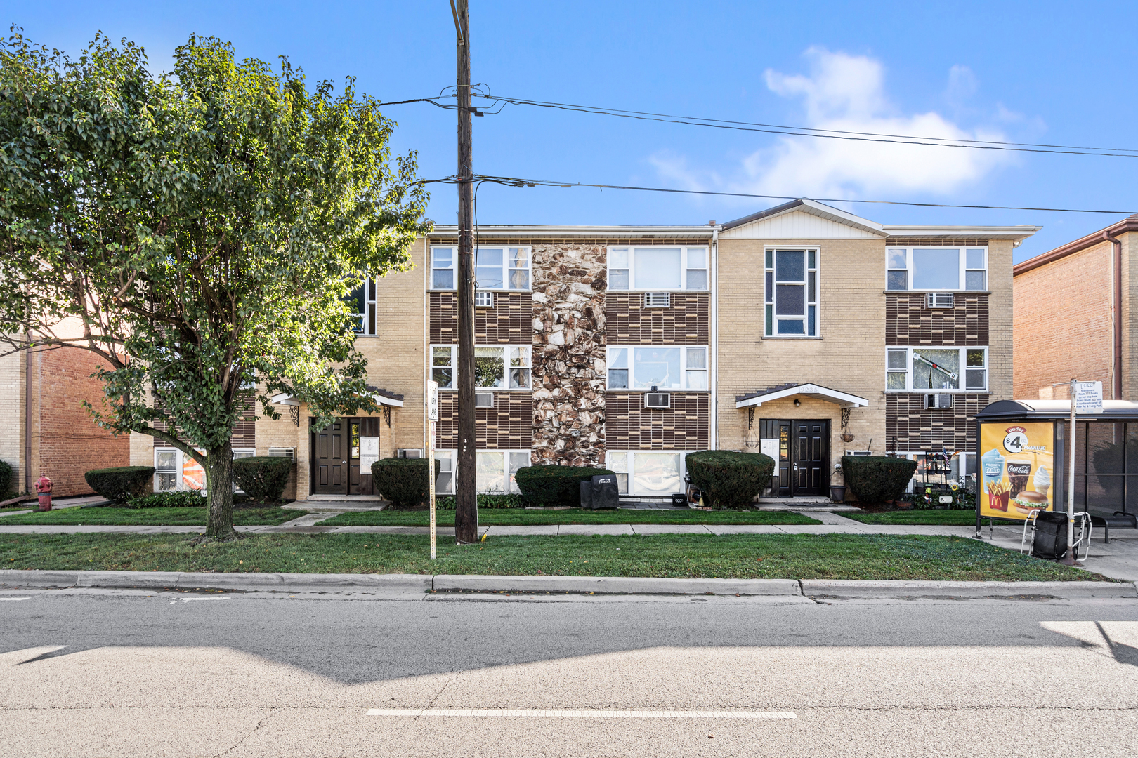 9231-9235 W Irving Park Road
