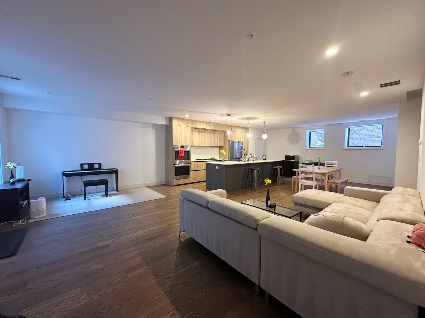 4840 S Dorchester Avenue 3