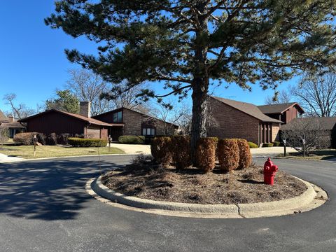 Tiny photo for 3008 Rennes Court, Northbrook, IL 60062 (MLS # 12588469)