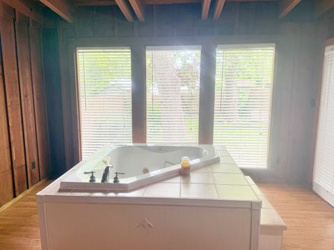 Tiny photo for 1604 North Avenue, Metropolis, IL 62960 (MLS # 12641308)