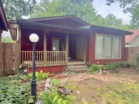 Tiny photo for 1604 North Avenue, Metropolis, IL 62960 (MLS # 12641308)
