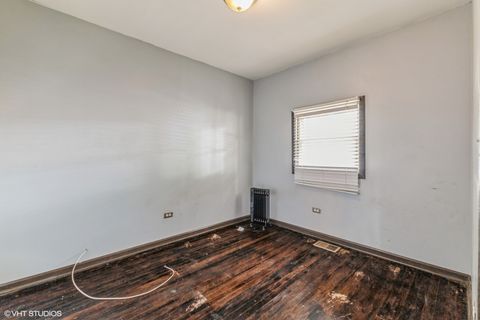 Tiny photo for 10052 S Lafayette Avenue, Chicago, IL 60628 (MLS # 12437751)