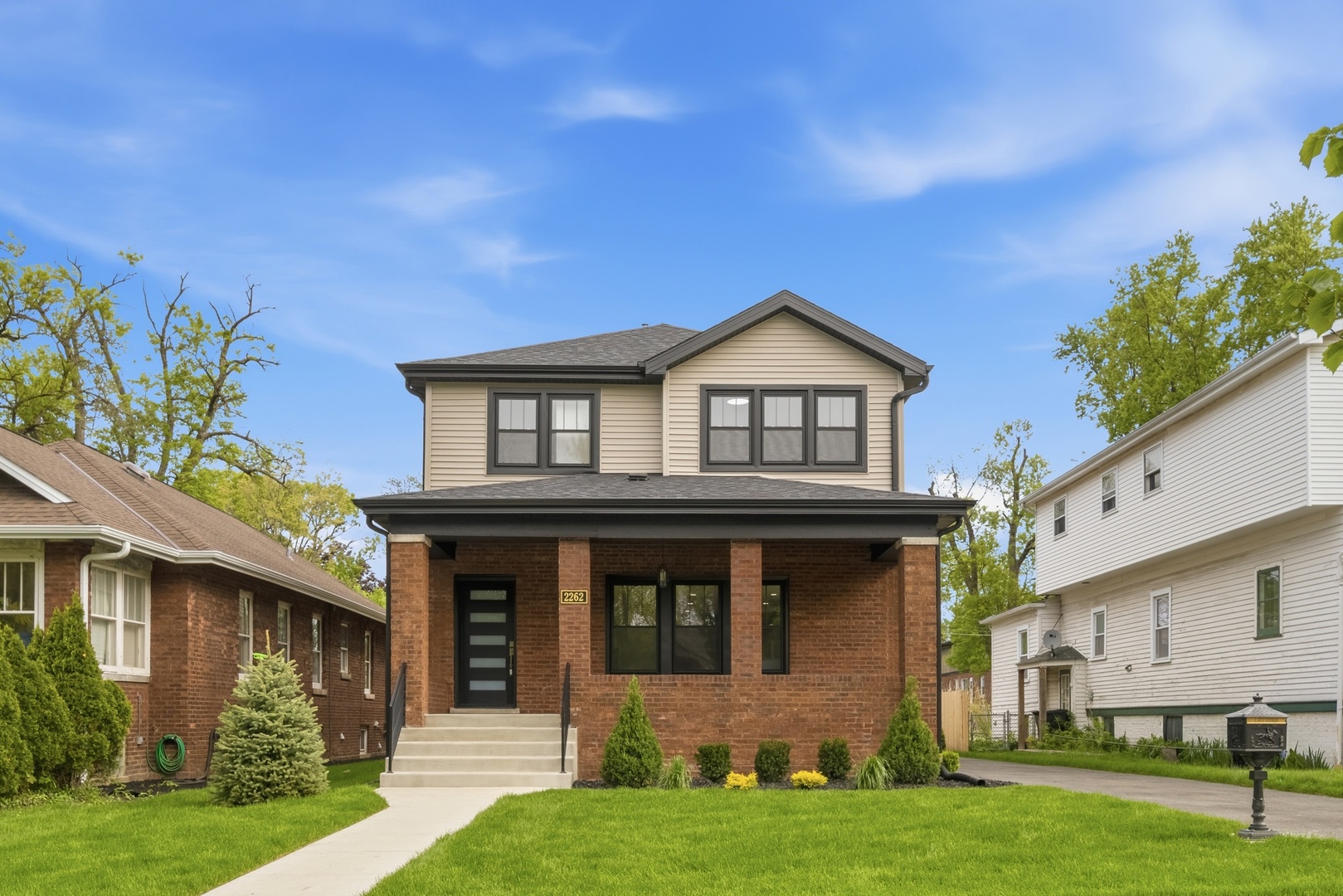 2262 W 109th Street