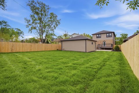 Tiny photo for 2262 W 109th Street, Chicago, IL 60643 (MLS # 12635815)