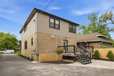 Tiny photo for 2262 W 109th Street, Chicago, IL 60643 (MLS # 12635815)