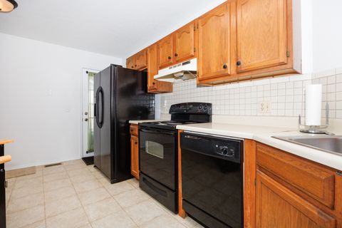 Tiny photo for 8 Spiria Court, Bloomington, IL 61701 (MLS # 12459881)